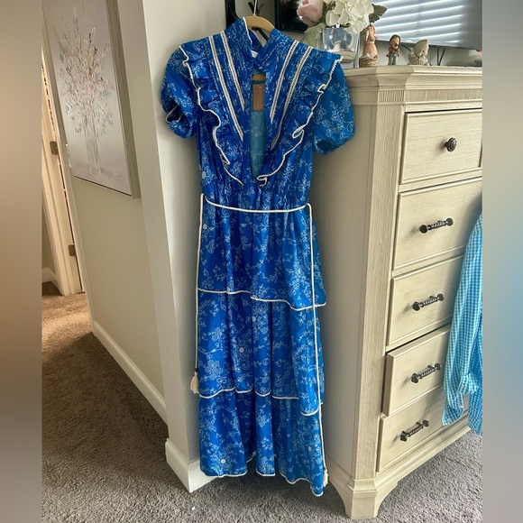 Tiered Floral Dress - Picture 5 of 5